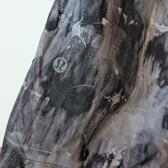 Lululemon License To Train 7" Linerless Short - Picture 4 of 6